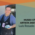 “Del Dicho al Hecho”presenta la obra del artista oaxaqueño Luis Rosado Montes, explorando las tradiciones orales mexicanas y el patrimonio textil indígena.